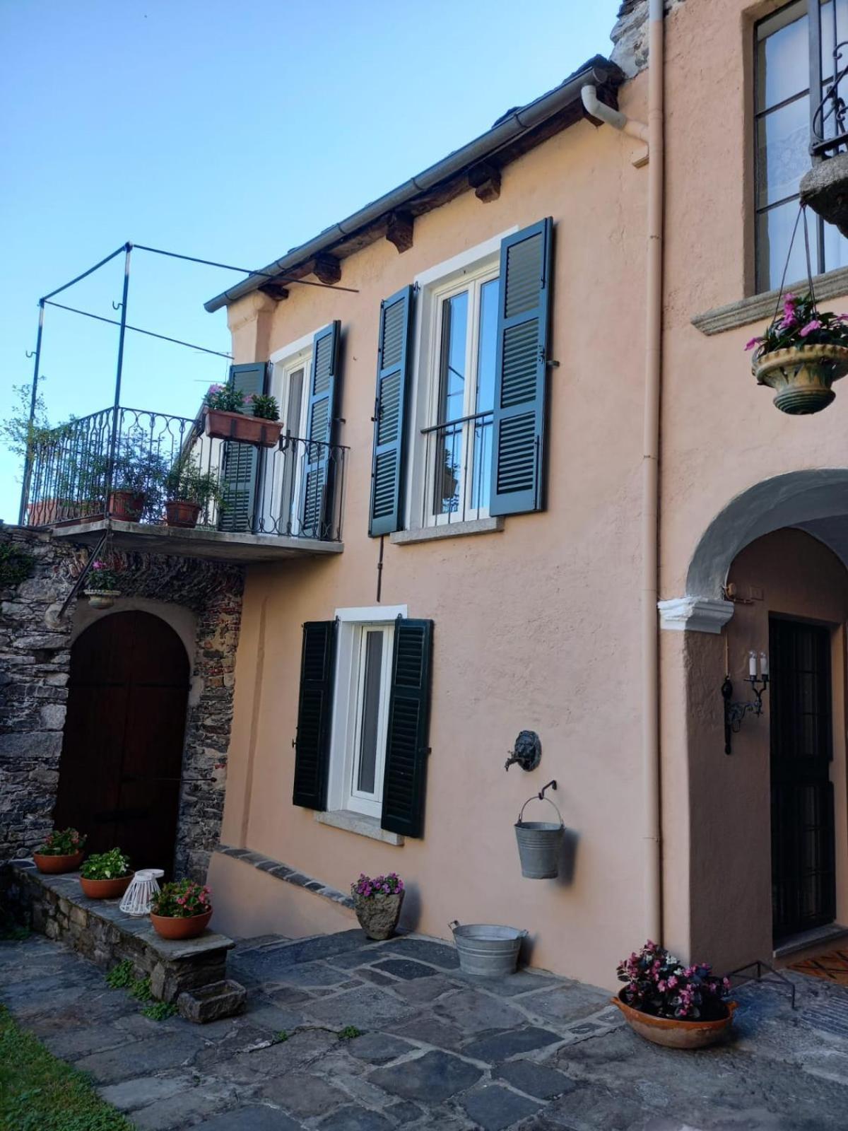 Casa Longhi Lägenhet Orta San Giulio Exteriör bild