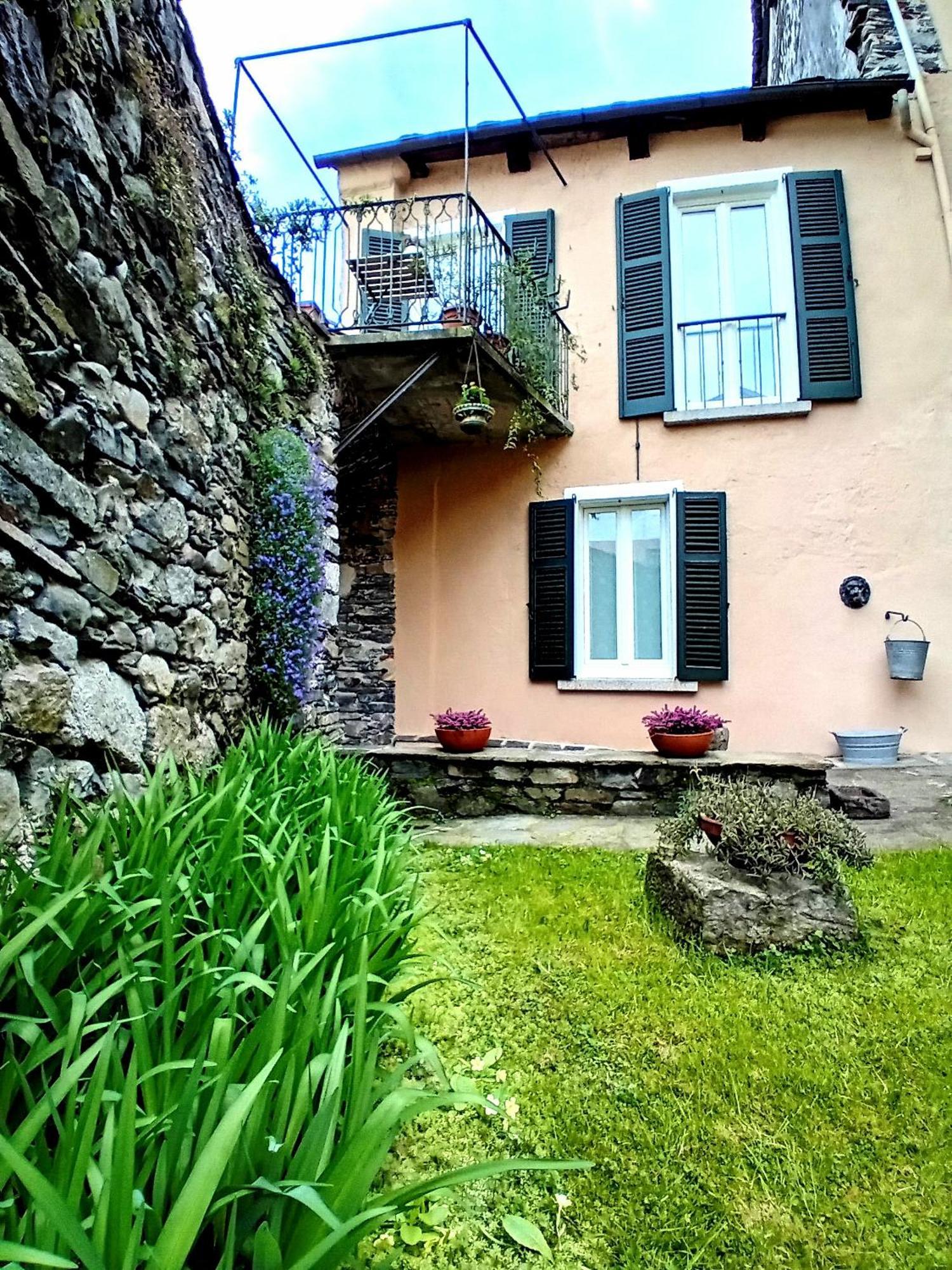 Casa Longhi Lägenhet Orta San Giulio Exteriör bild