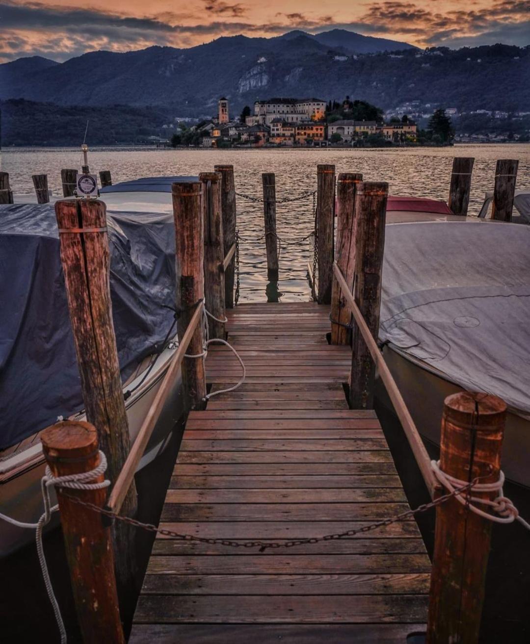 Casa Longhi Lägenhet Orta San Giulio Exteriör bild