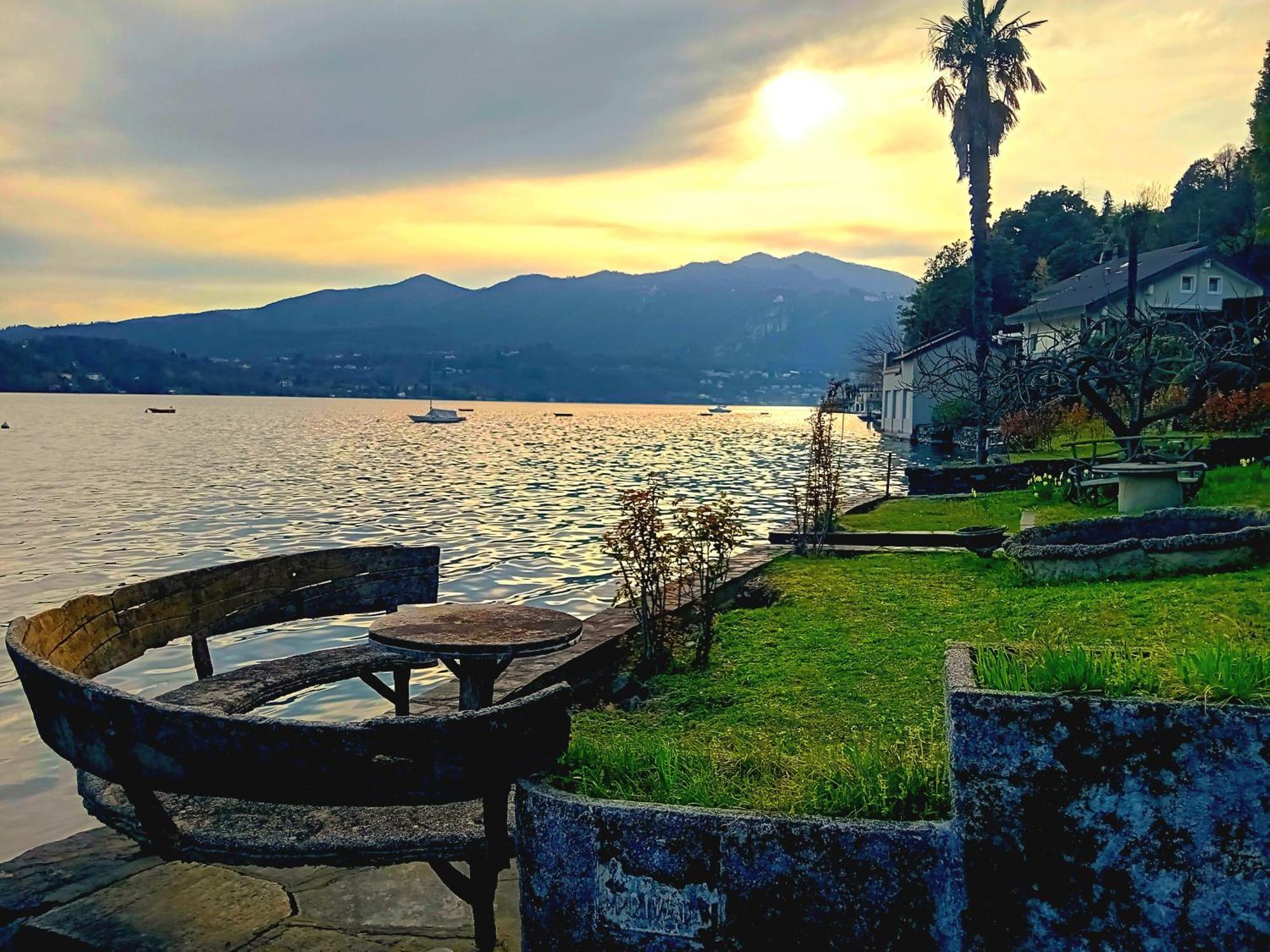 Casa Longhi Lägenhet Orta San Giulio Exteriör bild